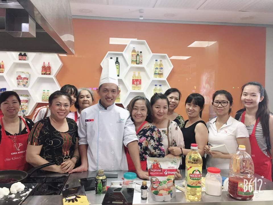 khóa học nấu ăn ngắn hạn cùng Eric Vũ